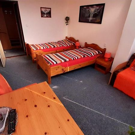Pension Zita Znojmo Exteriör bild